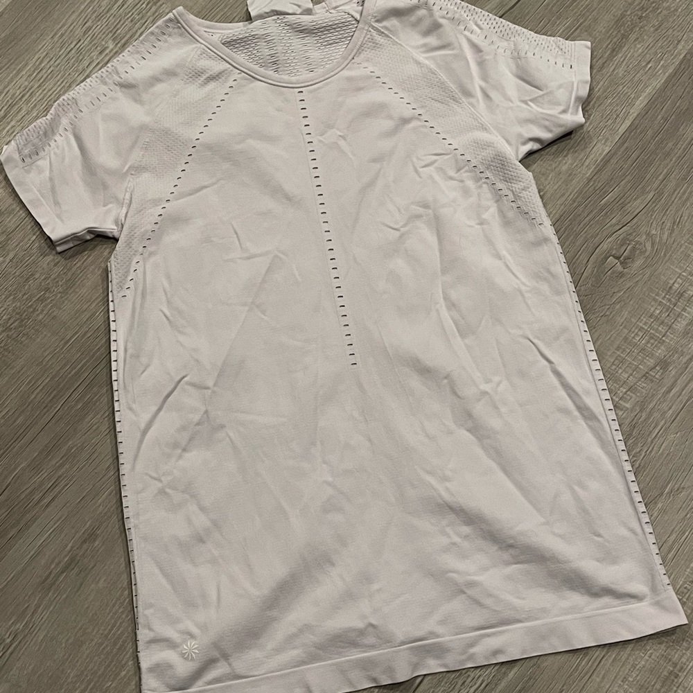 Athleta tshirt